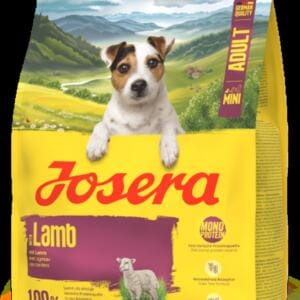 Пакет корму для собак Josera з зображенням собаки на фоні гірського пейзажу.