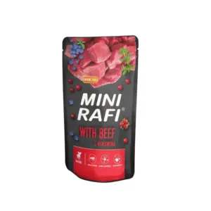 Пакетик корму для собак MINI RAFI з яловичиною, оформлений у чорному кольорі з червоними та синіми акцентами.