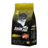 Пакет сухого корму для котів AnimAll з зображенням чорного і білого кота на передньому плані.