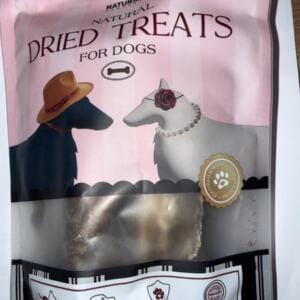 Пакет з натуральними сушеними ласощами для собак з зображеннями собак у капелюхах.