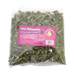 Сіно люцерни гранульоване Мій Пухнастик 450г — корм для гризунів