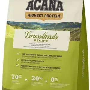 Пакет корму для собак ACANA Grasslands з інформацією про склад та переваги продукту.